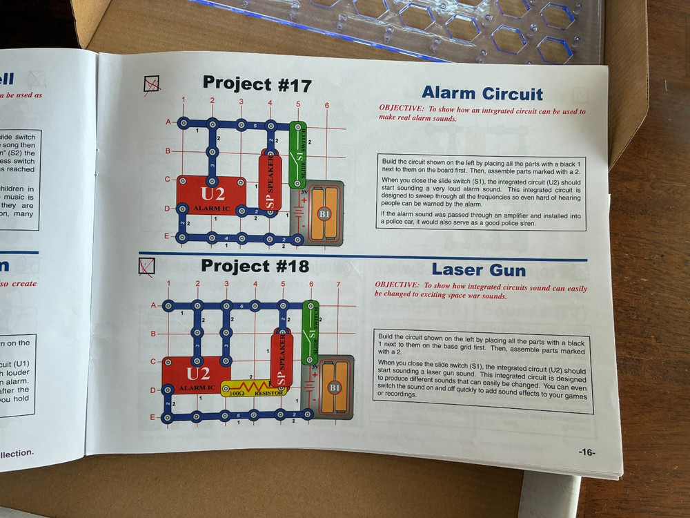 Snap Circuits Jr. SC-100 Electronics Exploration Kit 100+ STEM Projects