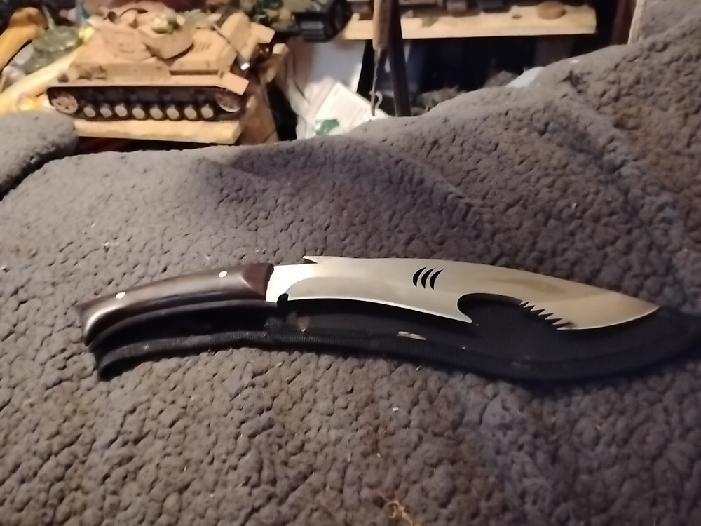 Shark Shape Knife