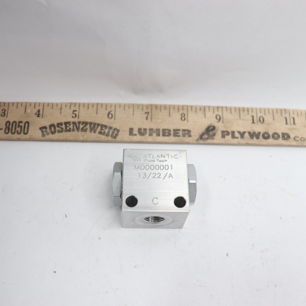 Shuttle Valve 922908.0004