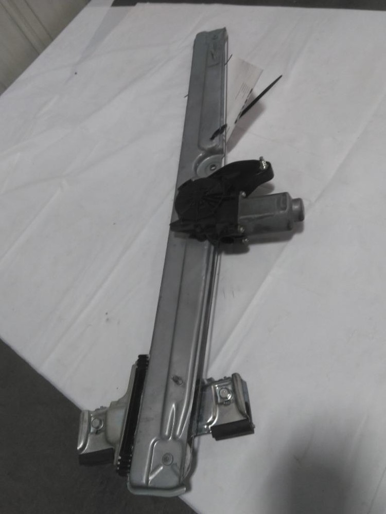 For 2023 INTERNATIONAL LT WINDOW REGULATOR Right , MD
