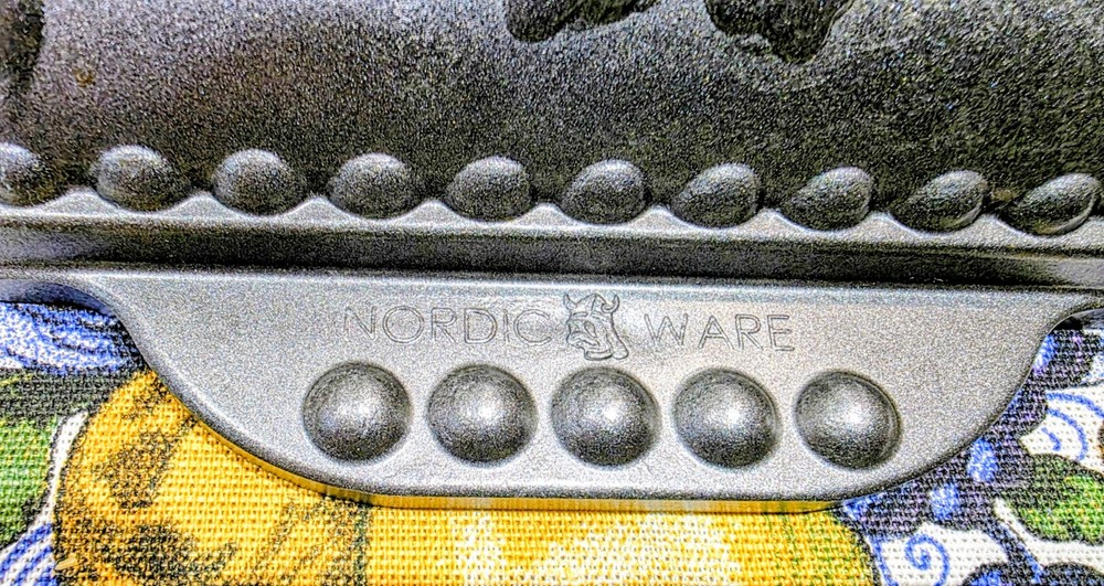 Snowflake baking pan made exclusively for William Somona by Nordic Ware