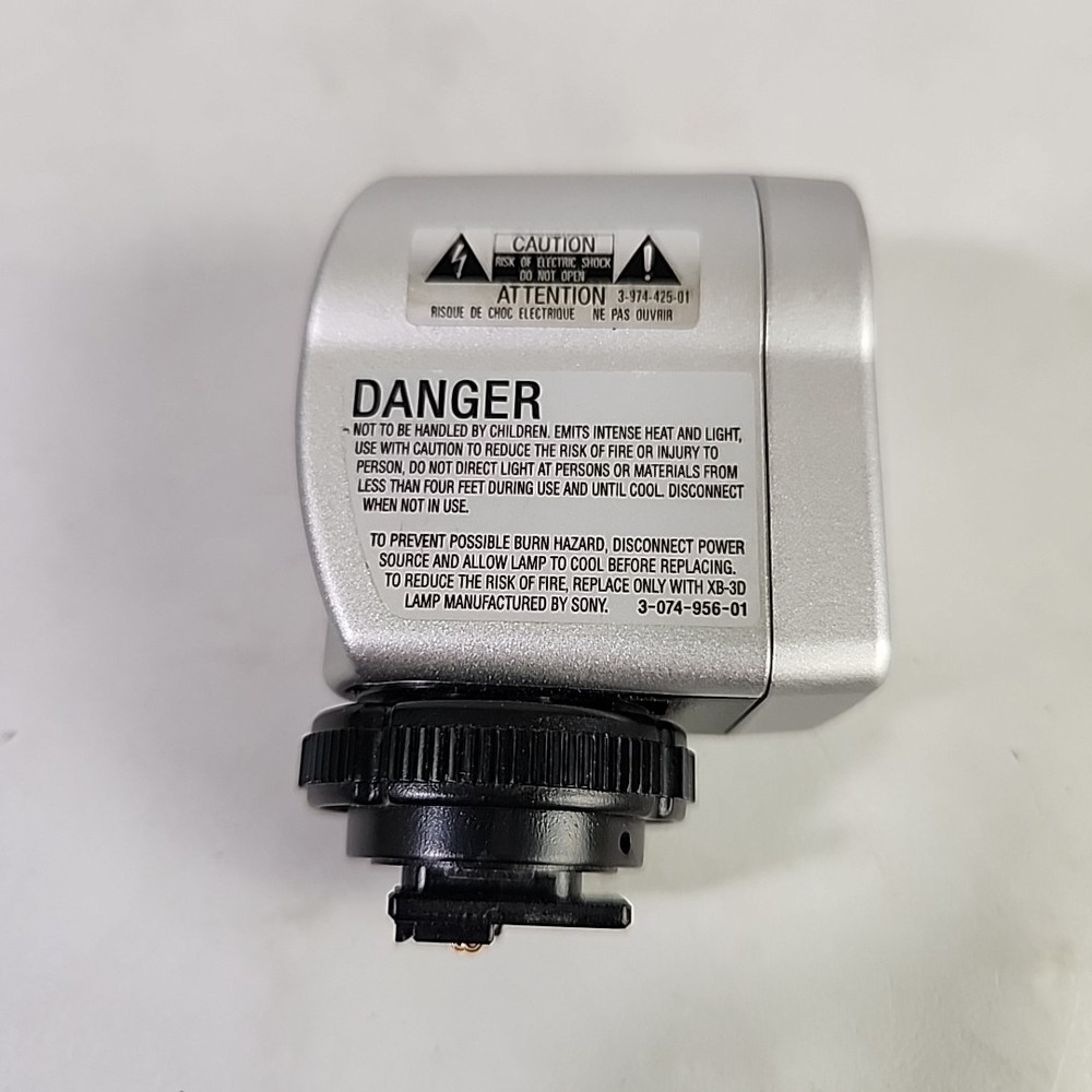 Sony HVL-FDH4 Video Flash Light for Camcorders Untested Japan Silver Attachment