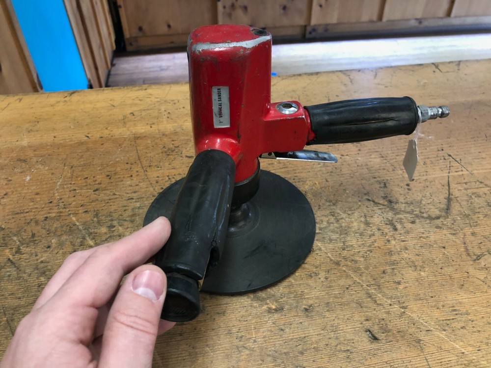 California Pneumatic 7" Vertical Sander Air