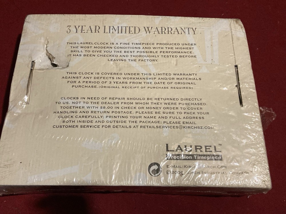 LAUREL PRECISION TIMEPIECE MANTLE CLOCK QUARTZ Last Supper Box Damage