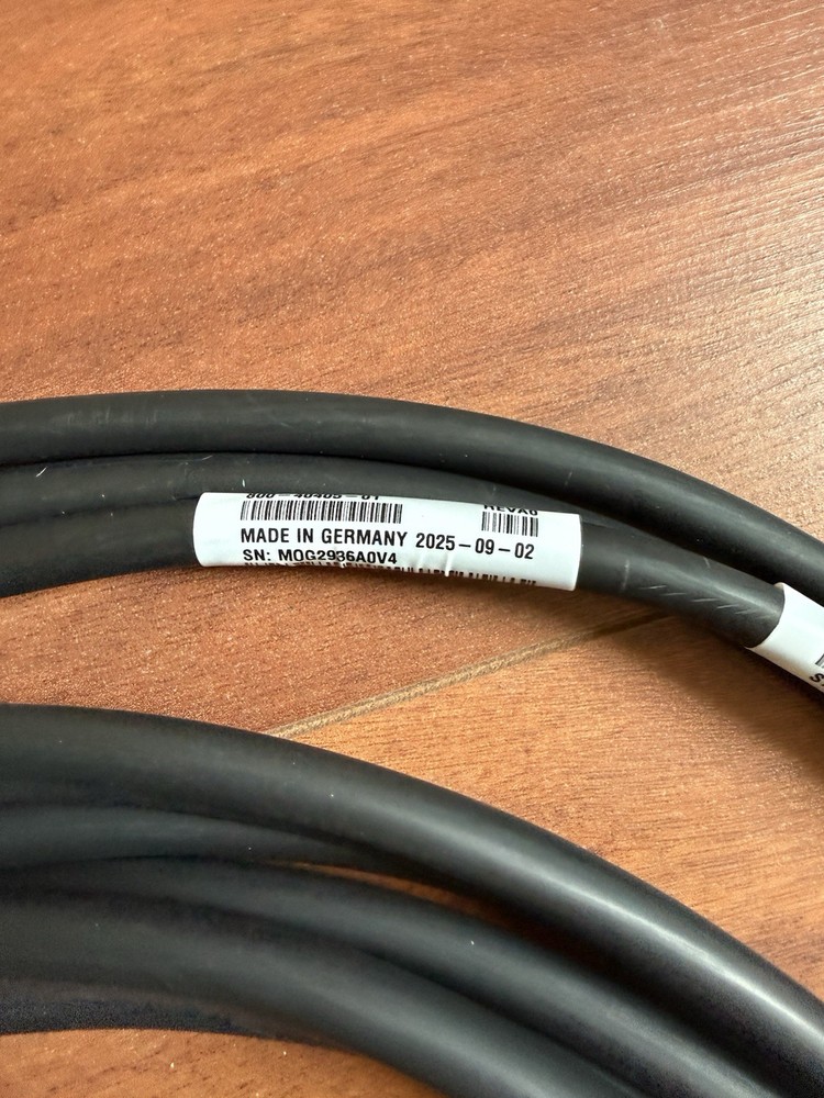 Cisco STACK-T1-3M stacking cables