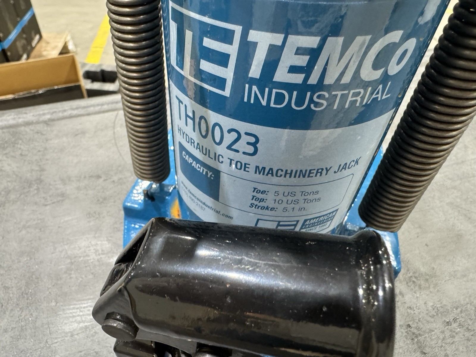 TEMCo TH0023 Hydraulic Machine Toe Jack Lift 5 / 10 TON Track RUST