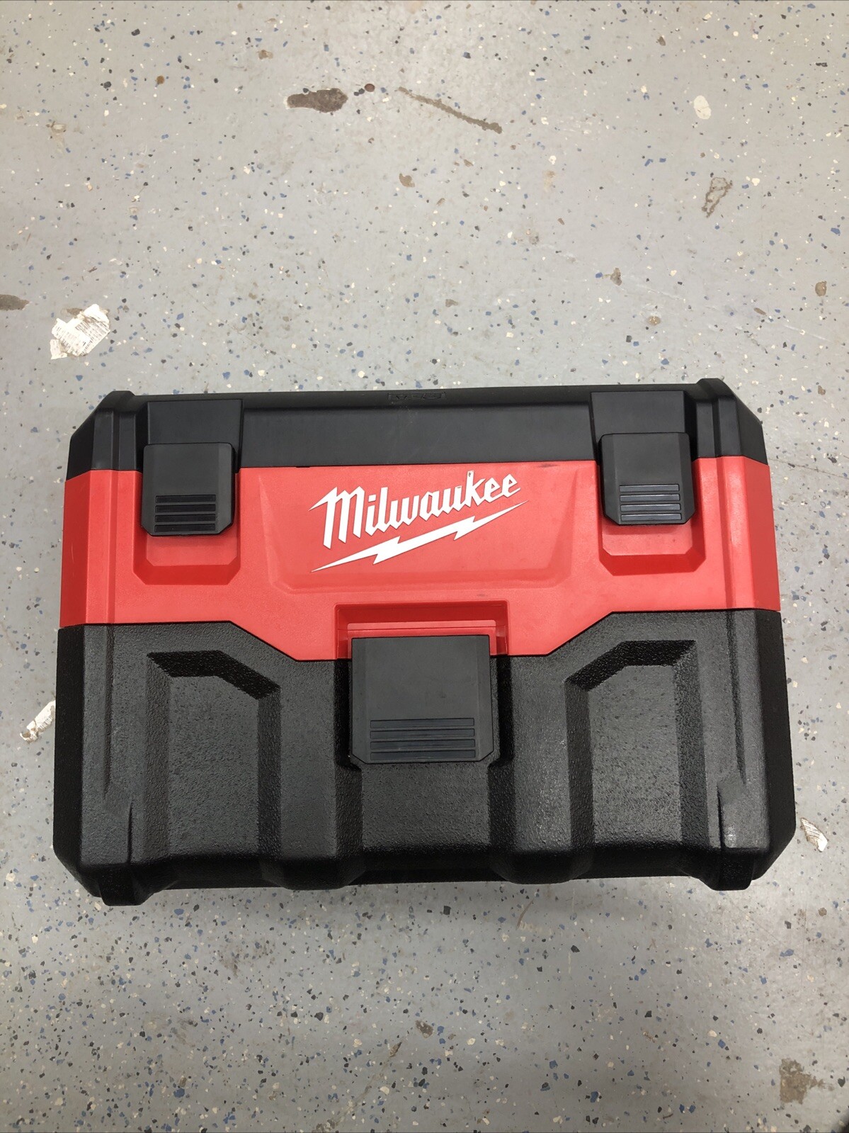 Milwaukee 0880-20 Wet/Dry Vacuum Cleaner