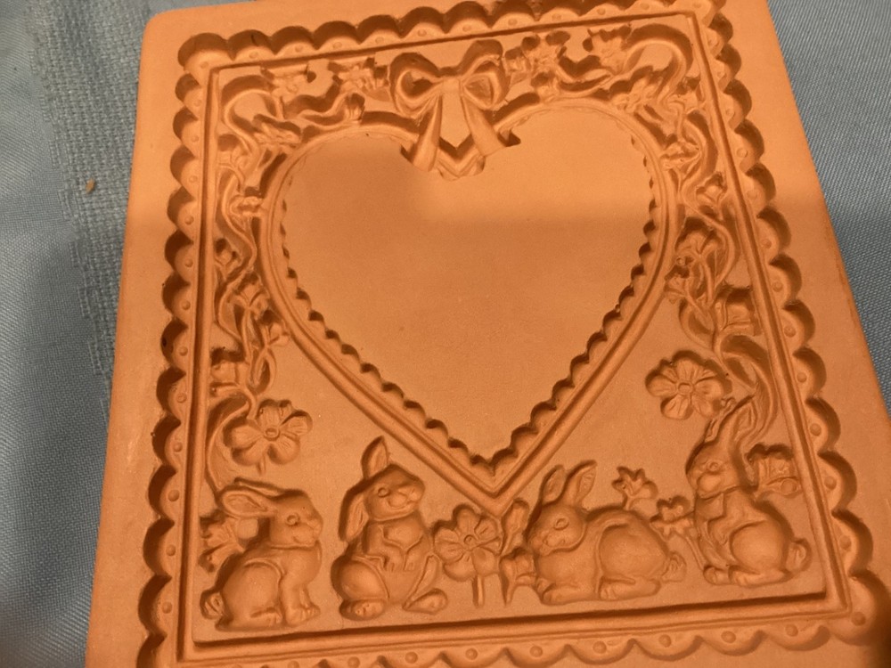 1994 AMACO CottonPress Bunny Heart Frame