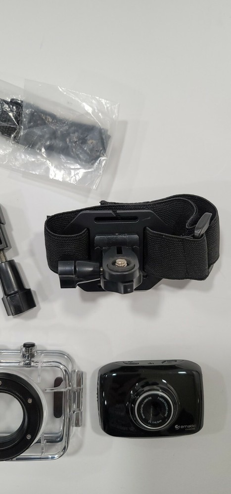 Ematic Actioncam Camera HD IPX8 Waterproof Case/Helmet Mount Bundle EVH625BL EUC