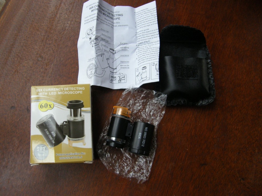 10031) 60X Currency Detector w/ LED  Adjustable Microscope w/Case & Instructions