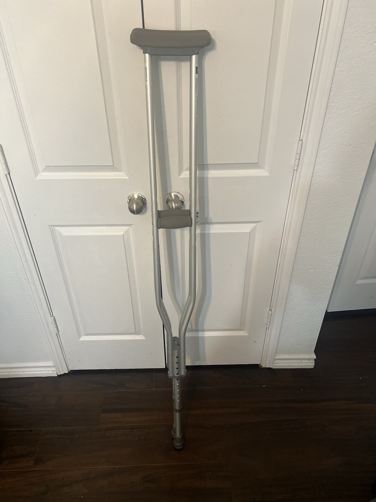 Medline Crutches