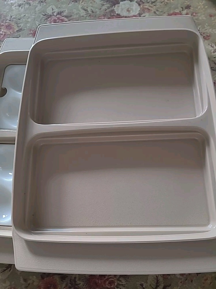 Tupperware Deviled Egg Keeper Taker 2 Trays