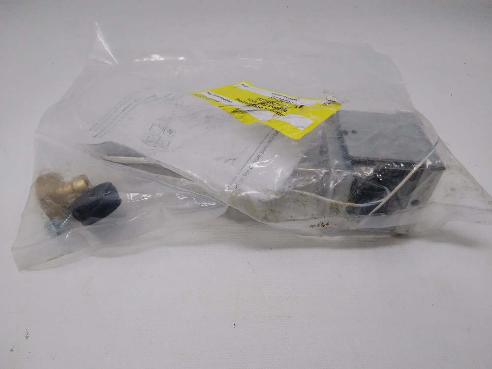 TE-6351AM-1 Johnson Controls HVAC Sensor