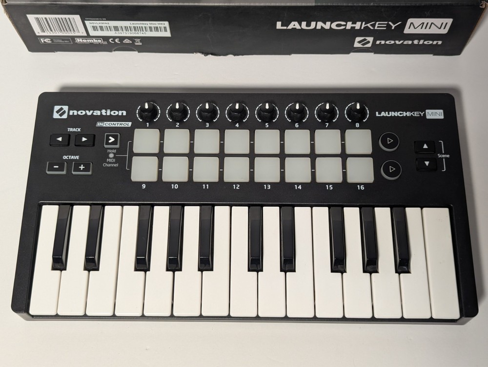 Novation Launchkey Mini MK2 USB MIDI Keyboard Controller