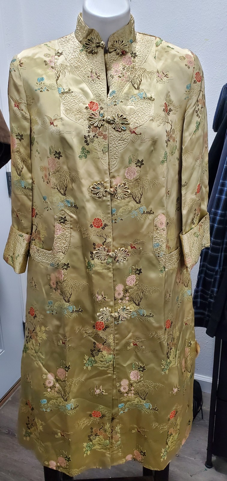 Vintage GoldOriental Kimono Robe Dress Coat PEONY BRAND SHANGHAI CHINA Size 36