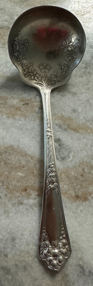 Solid Gravy Ladle Primrose I Silverplate 1912 by International Silver