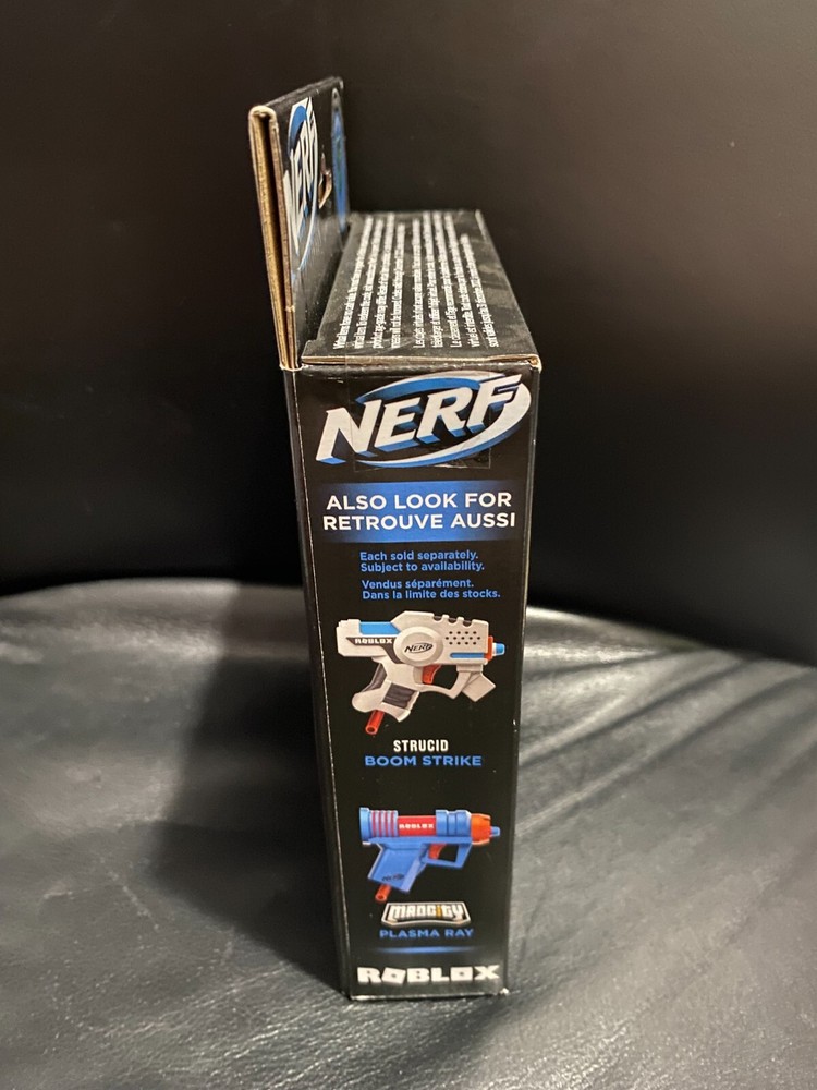 NERF Roblox Phantom Forces: Boxy Buster Dart Blaster, Pull-Down Priming 2 Darts