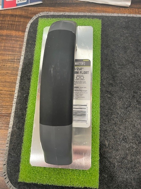Master Mechanic 9-1/2" x 4" Green Foam Float