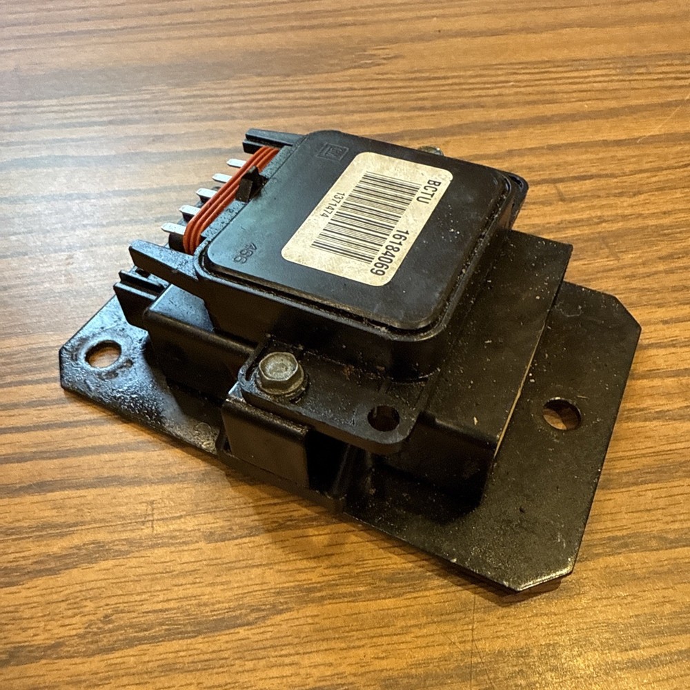 Mercruiser 5.7L Bravo ignition module #861254-1