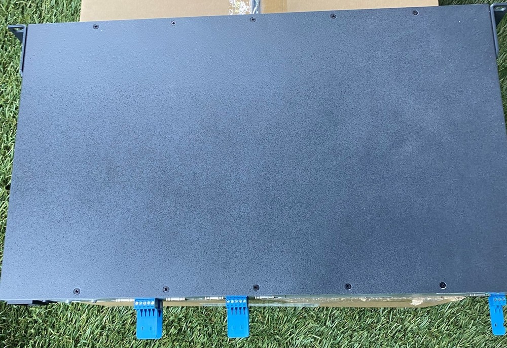 Extron DTP Distribution Amplifier and DTP Receivers