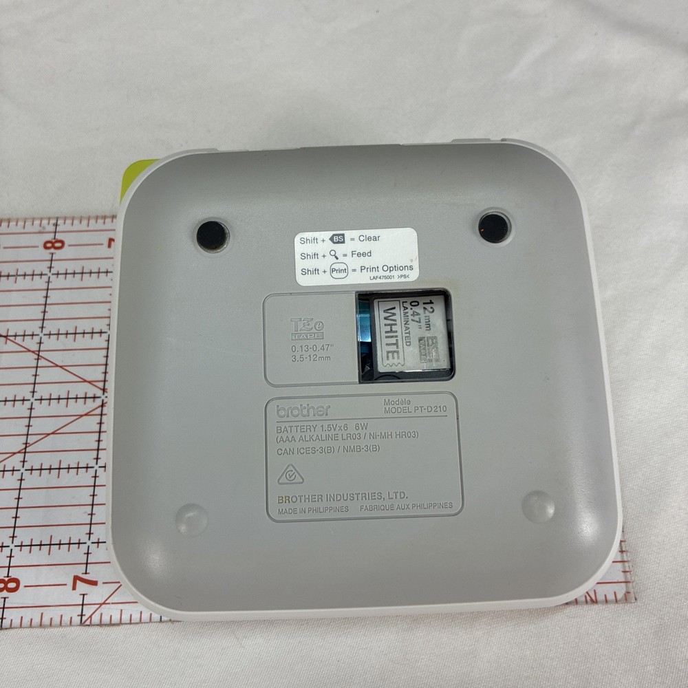 Brother P-Touch PT-D210 Handheld Label Maker Compact White - Tested & Working