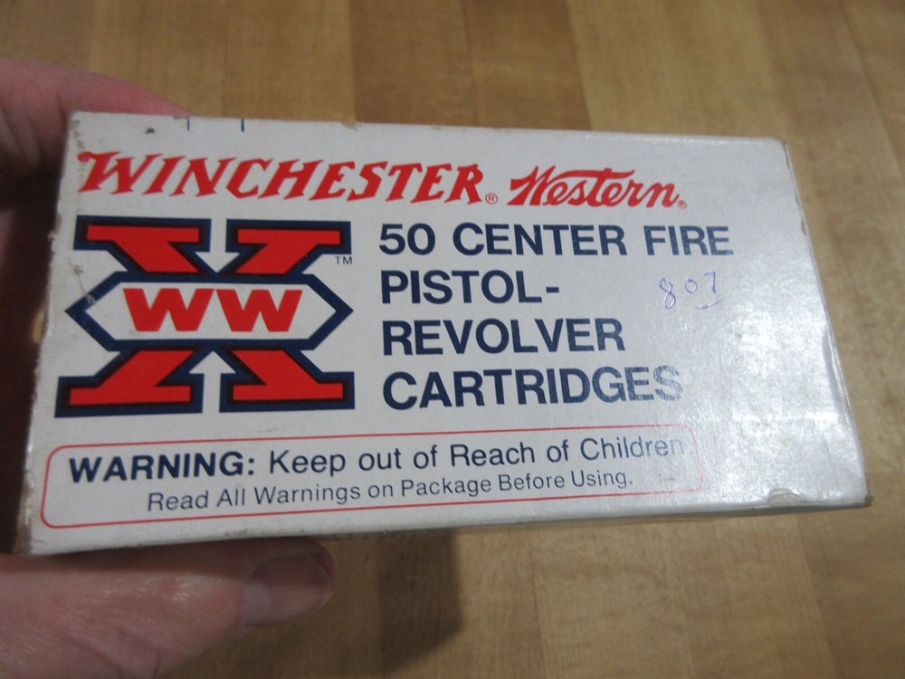 Empty Ammo Box Winchester Western 25 automatic with insert (w15) #47