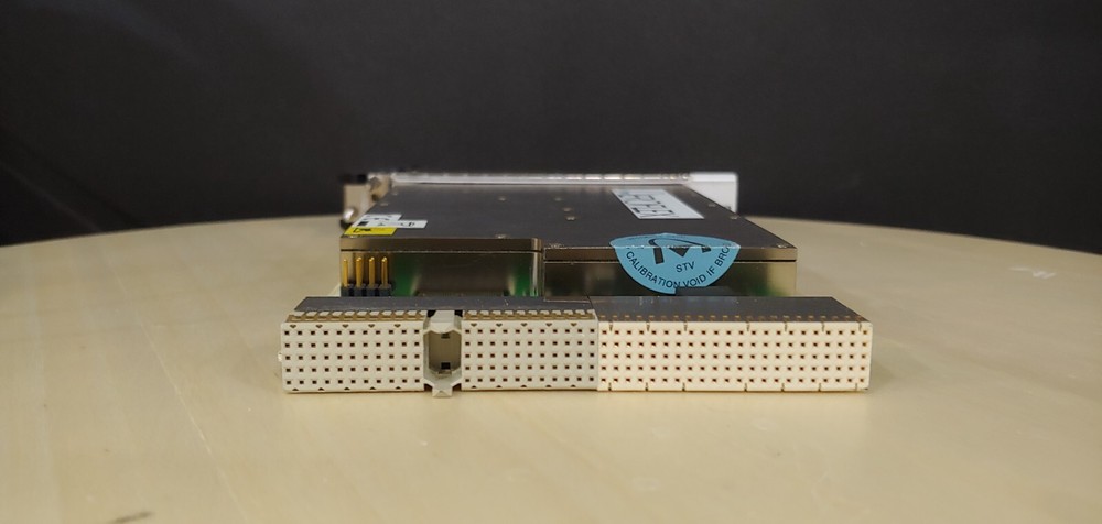 Aeroflex 3011: PXI RF Synthesizer (725)