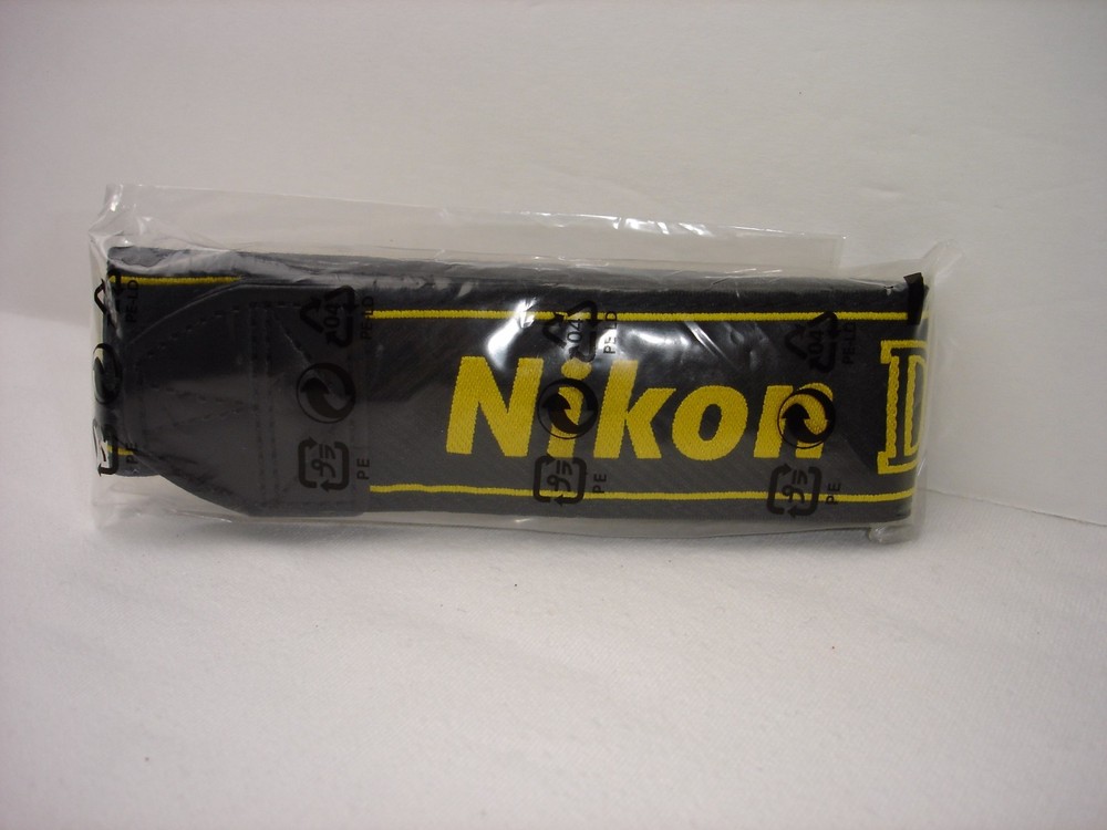 NIKON D810 CAMERA NECK STRAP new Condition! AN-DC12