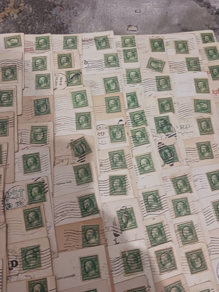 1 Cent Franklin Stamps