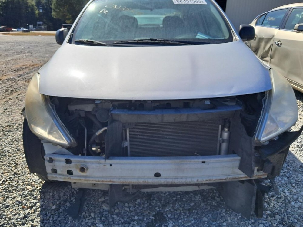 VERSA 2014 Glove Box 4841012