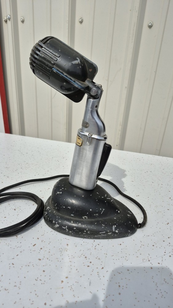 Untested Shure Bros. Model 708A Stratoliner Microphone