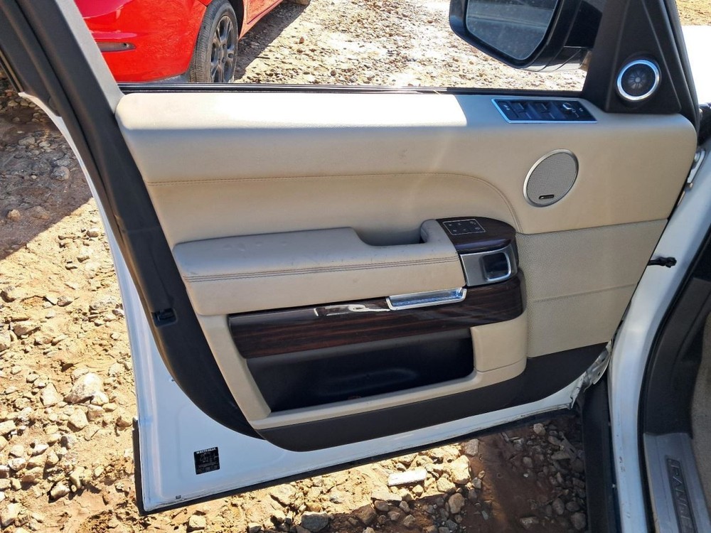 Fuse Box Engine Fits 13-18 RANGE ROVER 4852335