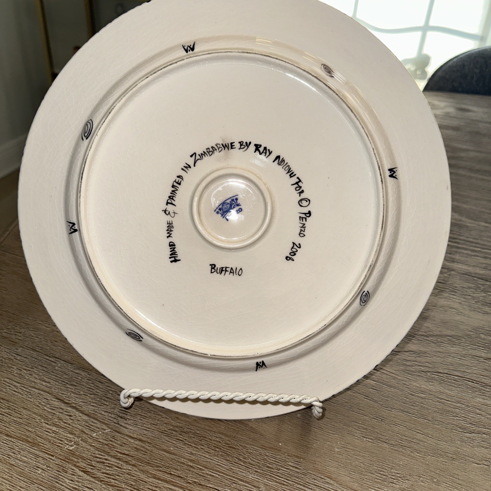 Penzo Zimbabwe Hand Painted 12.25 In Plate Buffalo Signed 2008