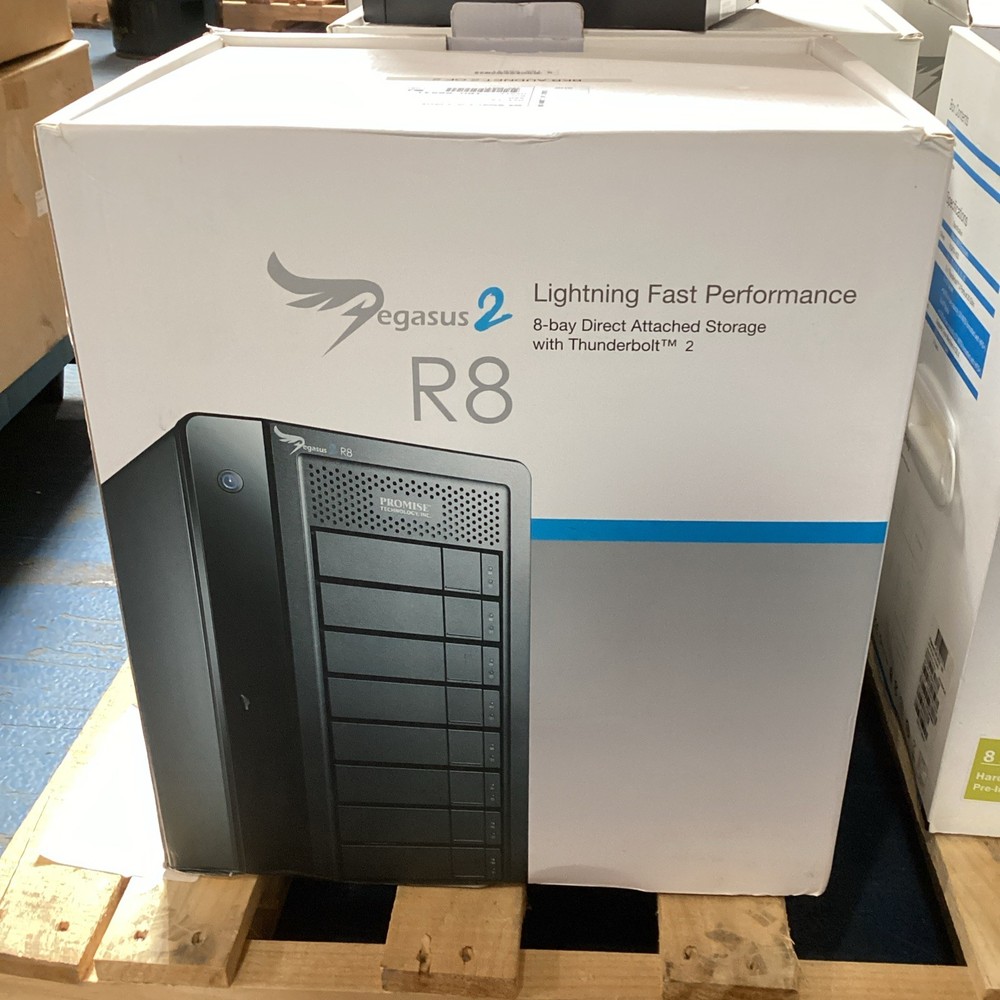 Promise Pegasus2 R8 Thunderbolt 2 RAID Storage Array, with 8 Drives, 32TB Total