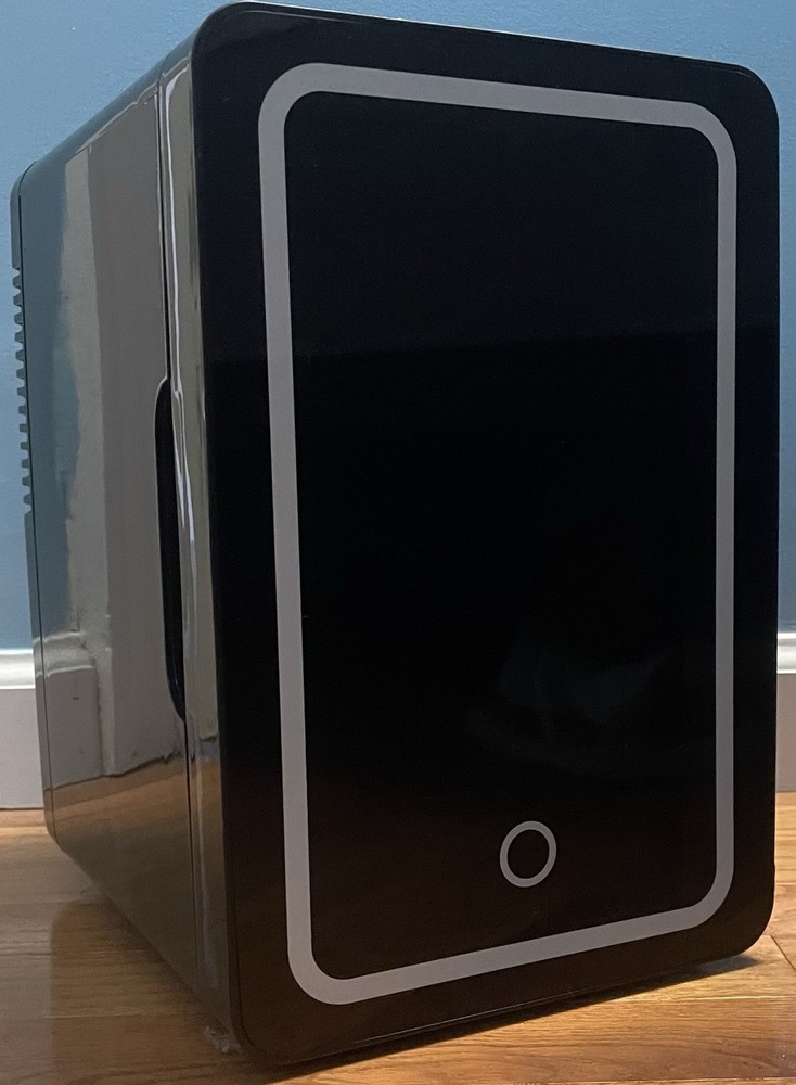 Personal Chiller LED Lighted Mini Fridge