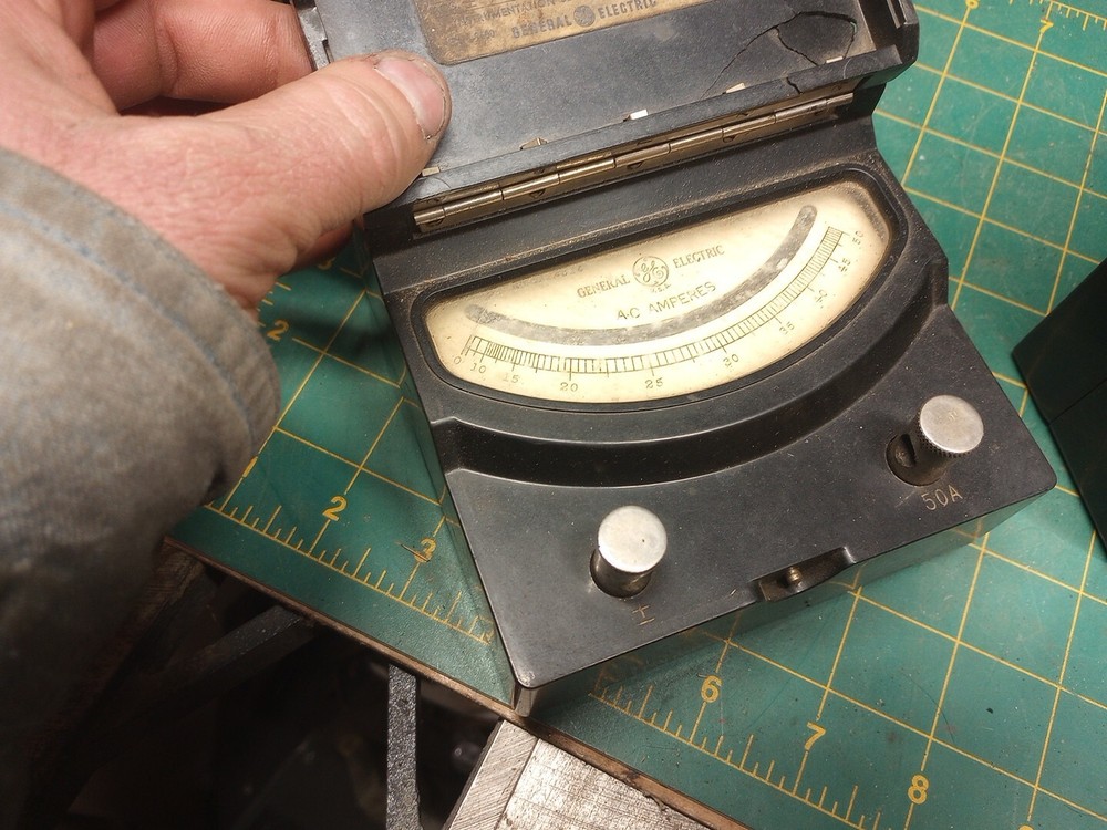 2 Vintage Ge Test Meters