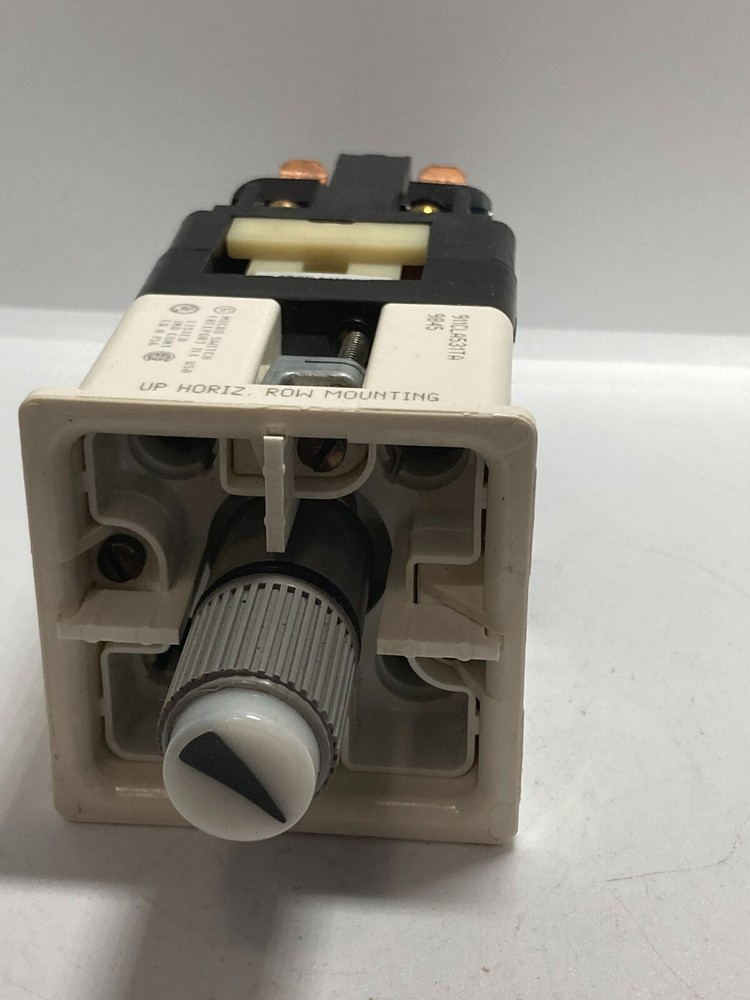 MICRO SWITCH 911CLA531TA SELECTOR MODULE 600VAC 125VDC 2NO-2NC NNB
