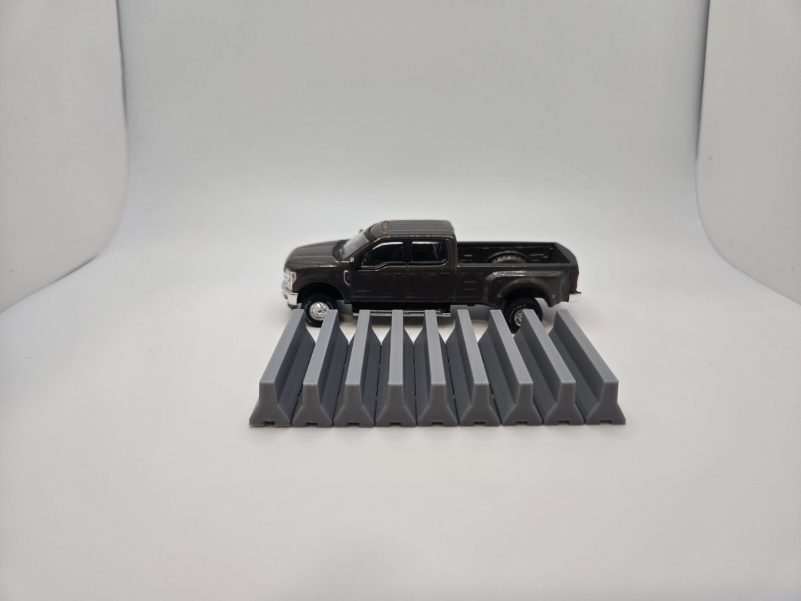 1/64 Scale Jersey Barriers *9 Pack*