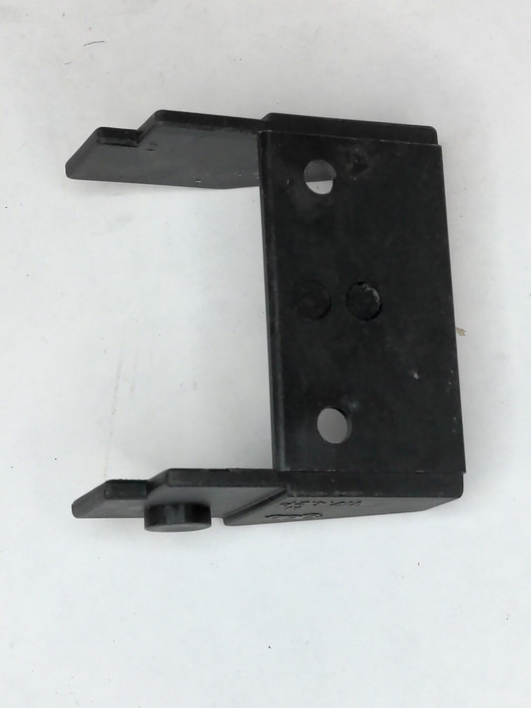 IGUS 117.4.2P ENERGY CHAIN BRACKET