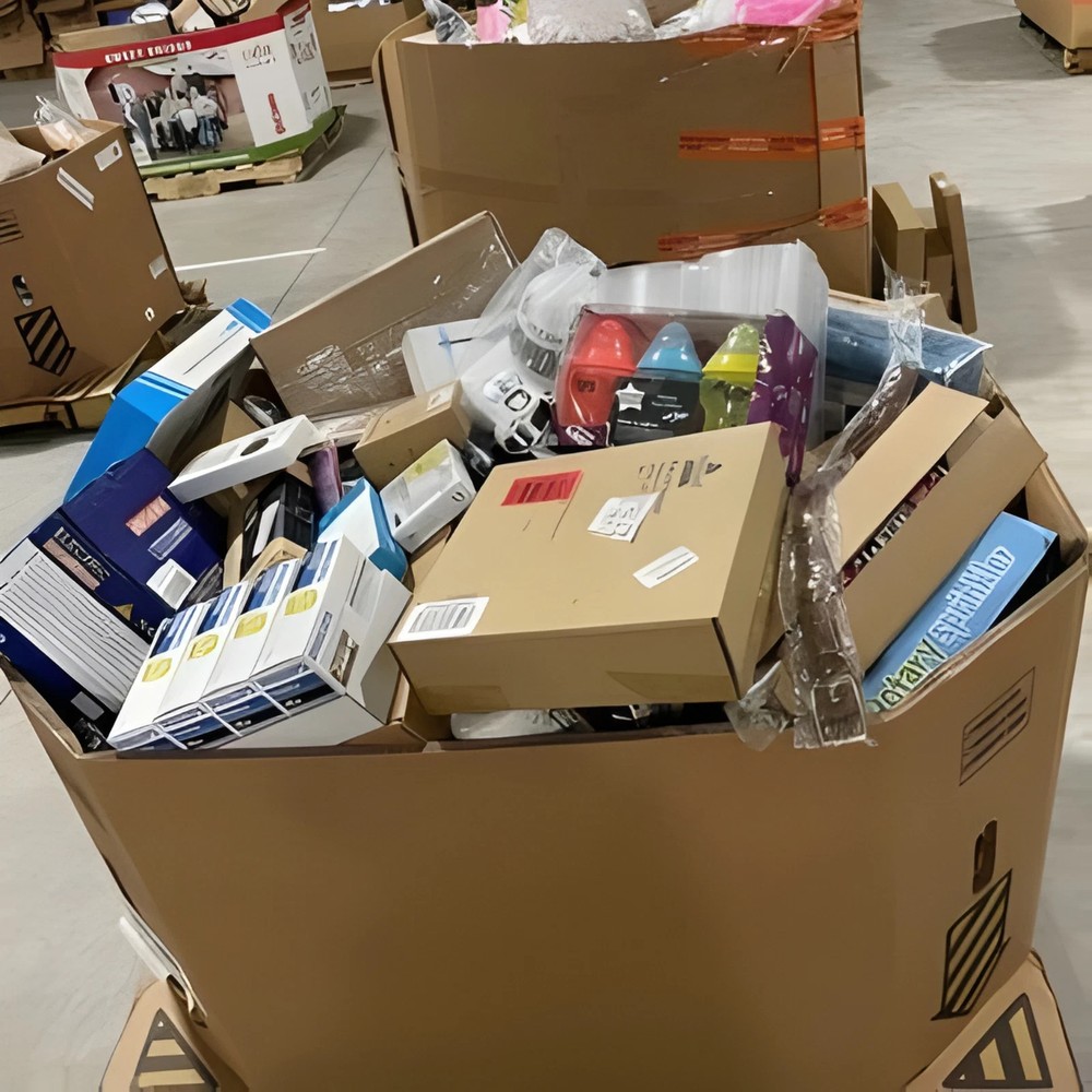 brand new liquidation box from Amazon And Target/large