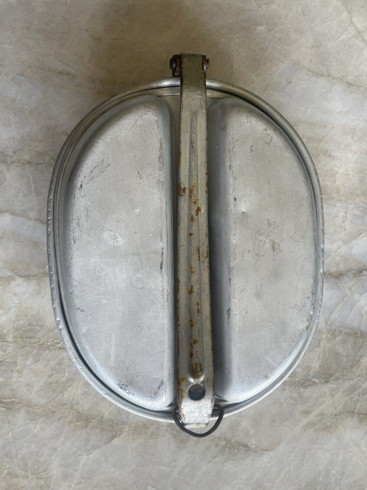 ORIGINAL WWII US ARMY INFANTRY M1942 MESS KIT--MACO, 1942
