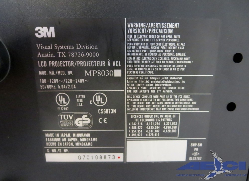 3M MP 8030 MULTIMEDIAL LCD PROJECTOR