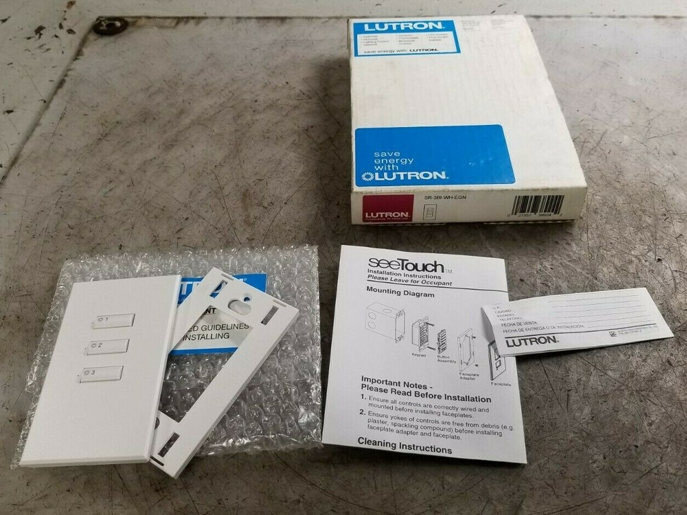 NEW LUTRON SR-3BI-WH-EGN SEETOUCH 3-BUTTON INSERT REPLACEMENT FACEPLATE KIT