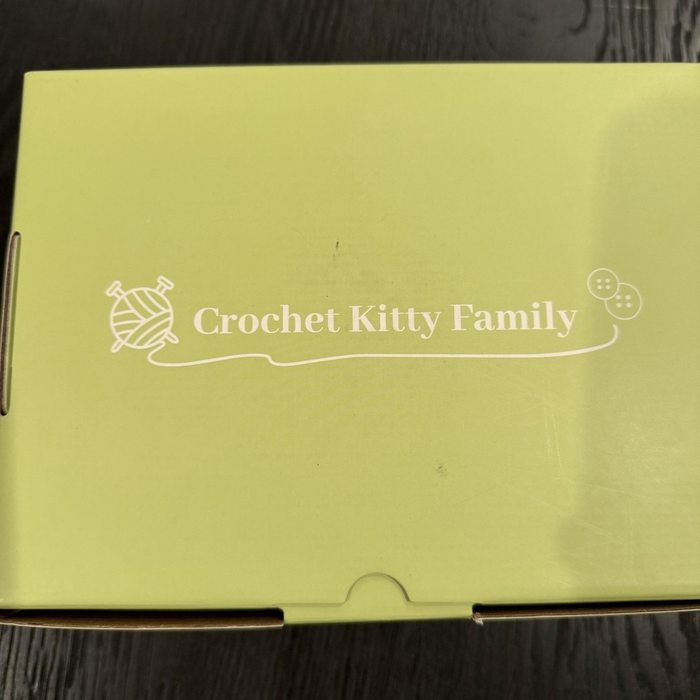 Crochet Kit for Beginner Kitty Famil Complete Set NEW Box
