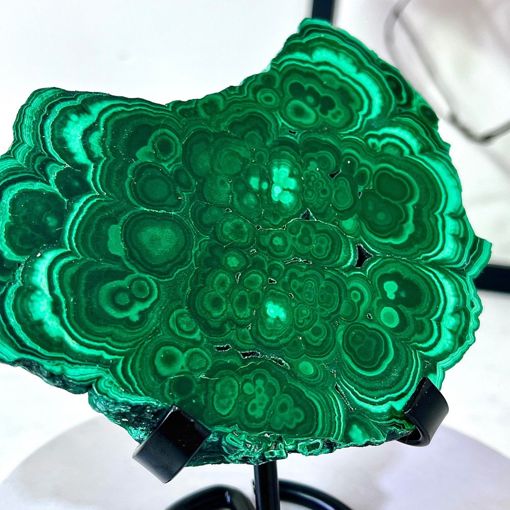 339G Green Malachite Coarse Mineral Sample