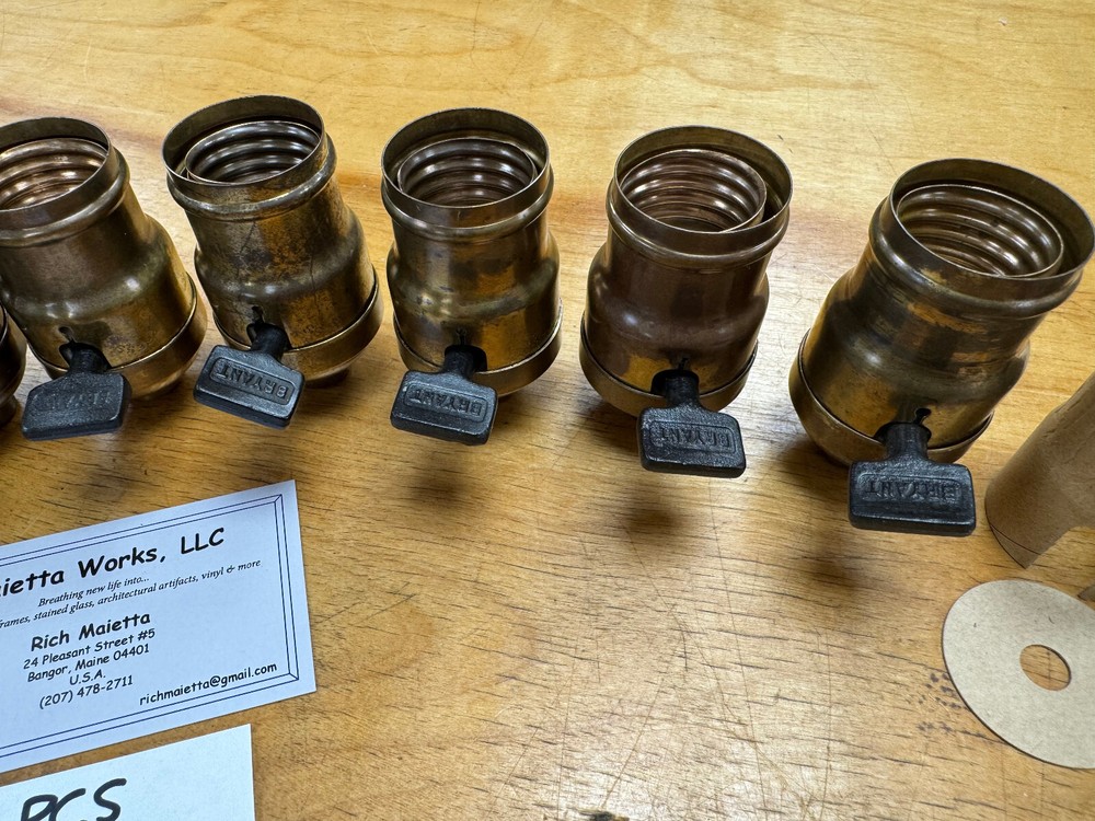 Paul Crist Studios: #10 BRYANT (dated 1907) Socket Shells & Paddles, Tiffany