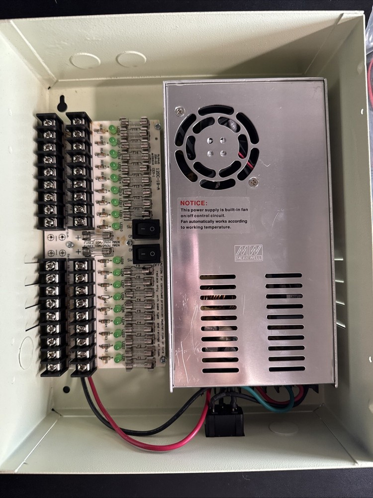 SPT Security Systems 15-PB29A18D4 18 Port CCTV Power Box Beige