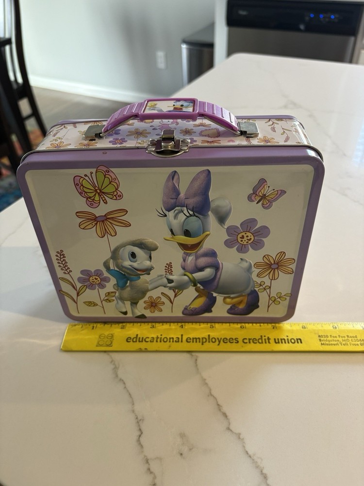 Daisy Duck Tin Lunch Box
