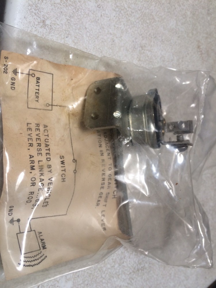 New/Sealed SPARTON Mechanical Switch Model BK102A (A010233) Actuated By Reverse