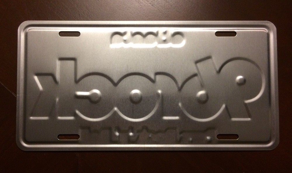 96 Rock Tag "Turn it UP!" - White Metal Tag